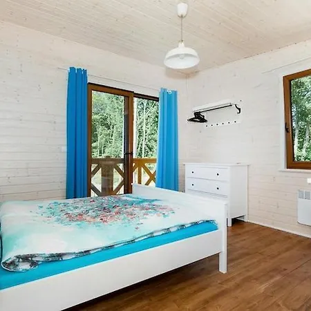 Comfortable No 10 , Summer Pool Rewal