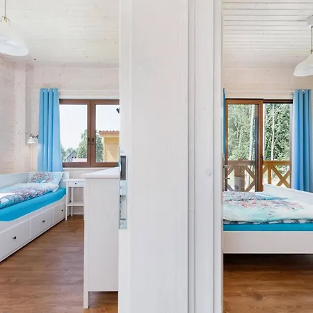 Comfortable No 10 , Summer Pool Nyaraló