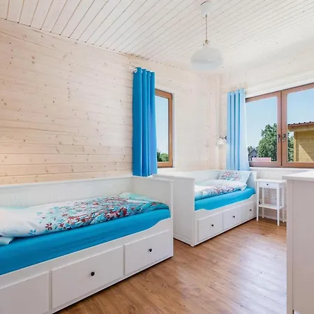 Comfortable No 10 , Summer Pool Nyaraló Rewal